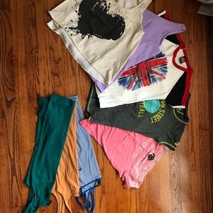 8 pieces bundle tees